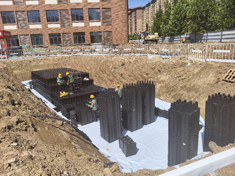 北京朝阳区 1000 立方雨水调蓄回用工程 丘岳环保首都海绵城市案例